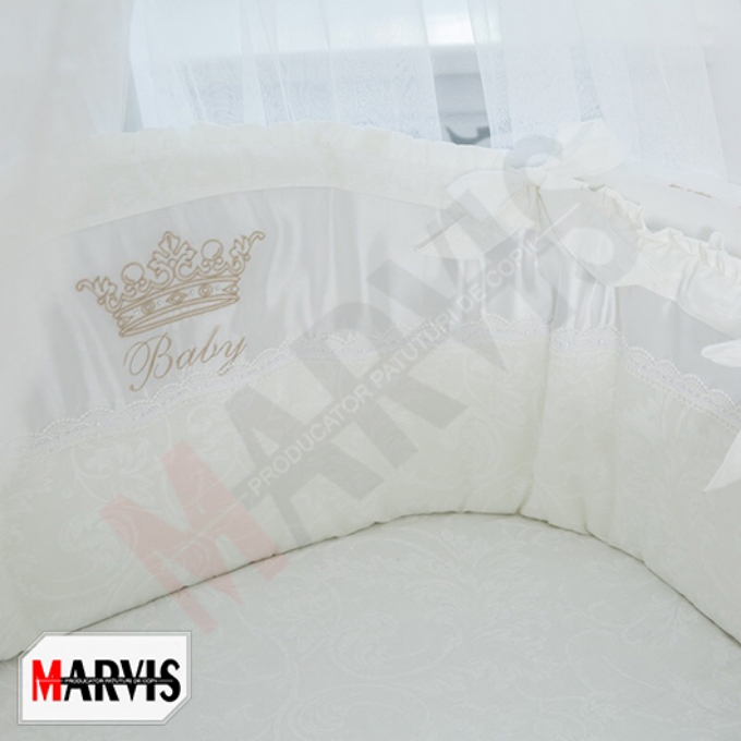 lenjerie cu baldachin ivory